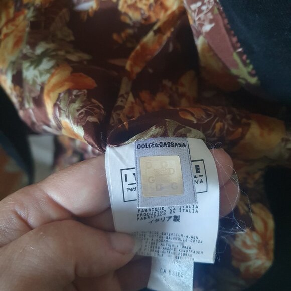 Vintage Dolce and Gabbana jacket - Picture 3 of 4